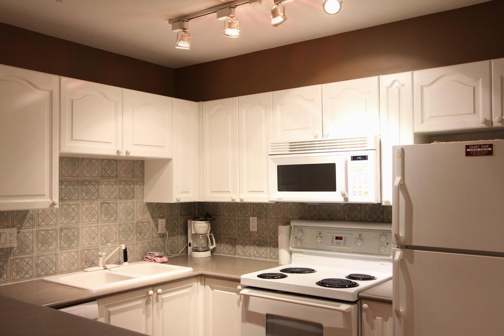 Sunpath Condos by Whistler Retreats Habitación foto